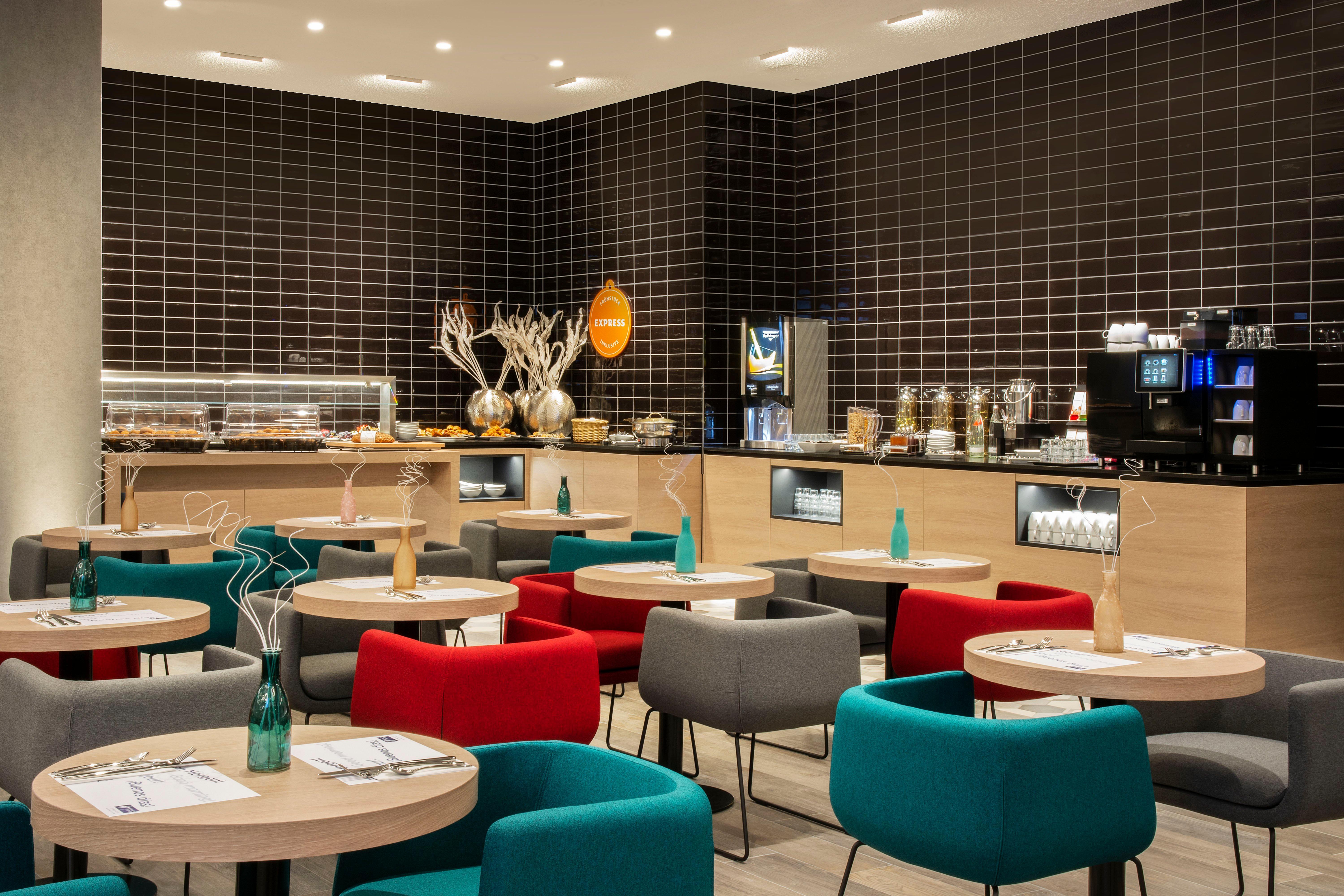 Holiday Inn Express Stuttgart-Waiblingen By Ihg Εξωτερικό φωτογραφία