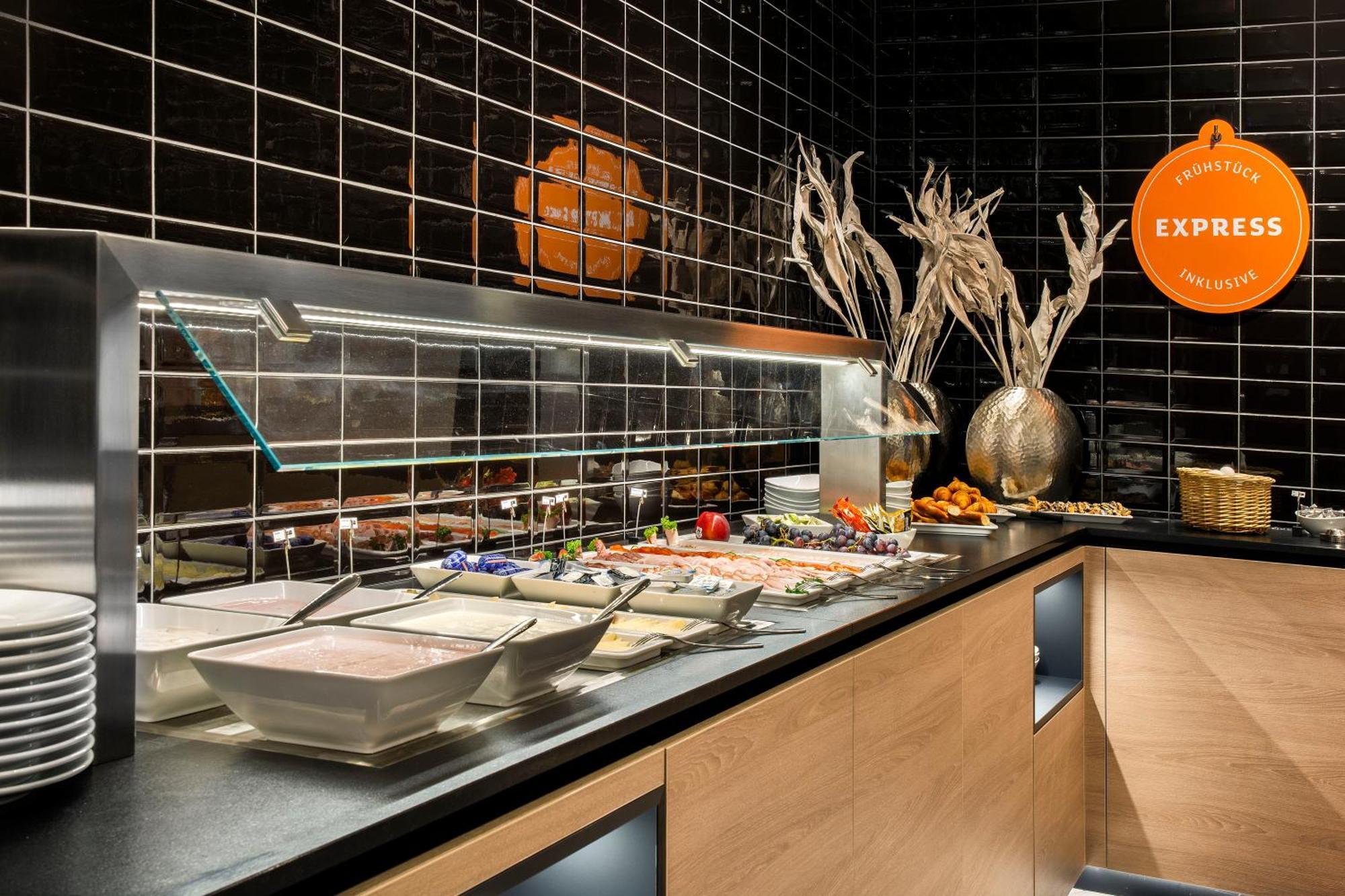Holiday Inn Express Stuttgart-Waiblingen By Ihg Εξωτερικό φωτογραφία