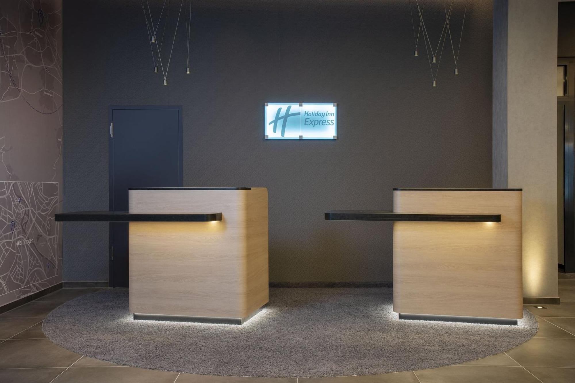 Holiday Inn Express Stuttgart-Waiblingen By Ihg Εξωτερικό φωτογραφία