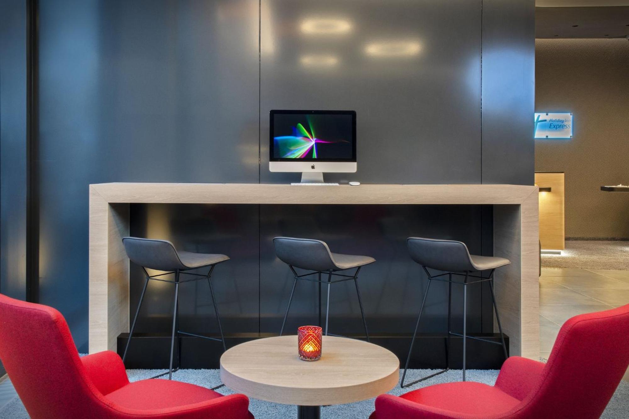Holiday Inn Express Stuttgart-Waiblingen By Ihg Εξωτερικό φωτογραφία