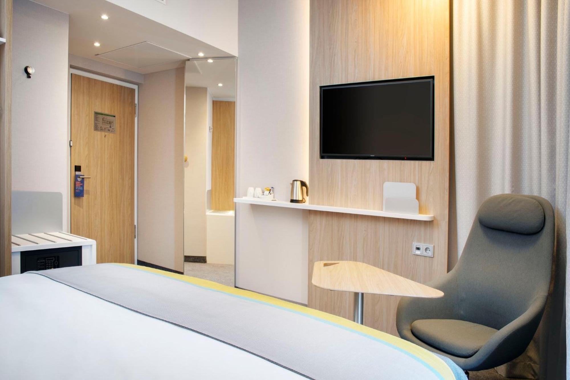 Holiday Inn Express Stuttgart-Waiblingen By Ihg Εξωτερικό φωτογραφία
